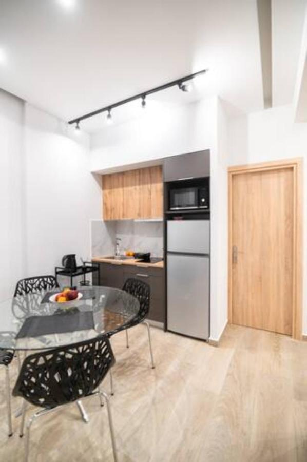 The Avra Apartment *