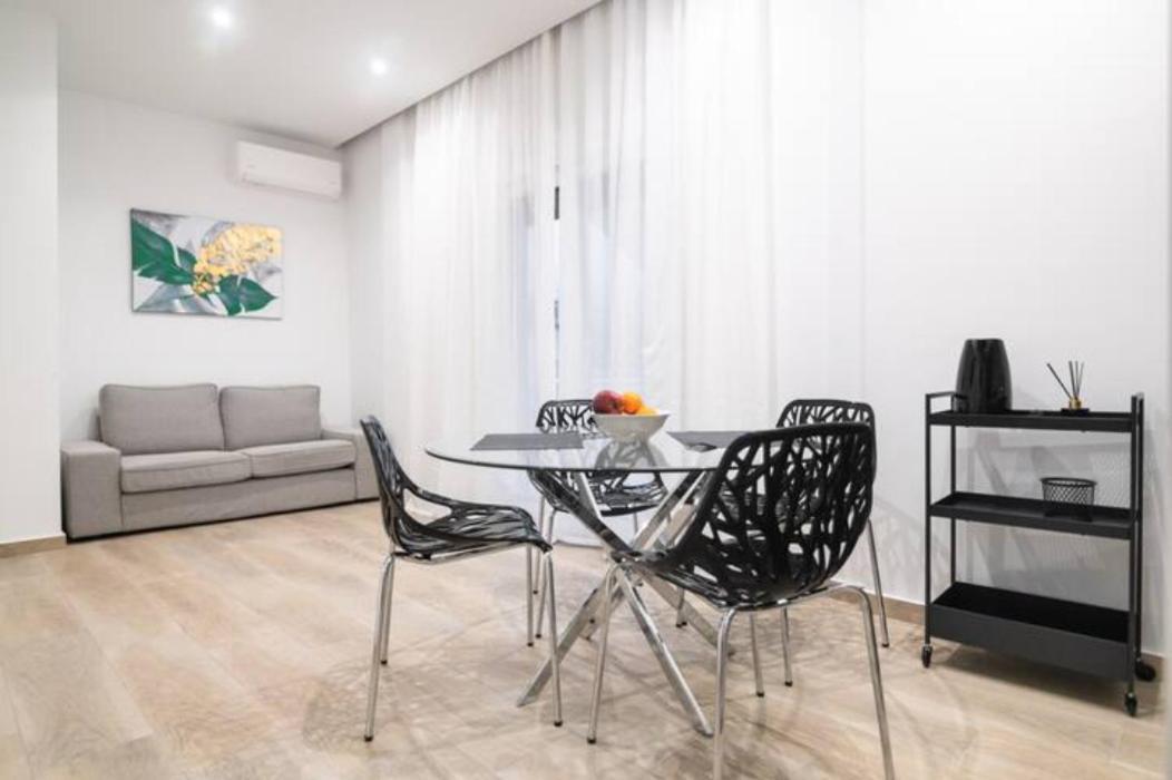 Apartment The Avra