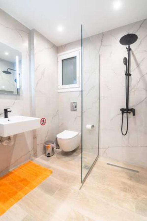 The Avra Athens